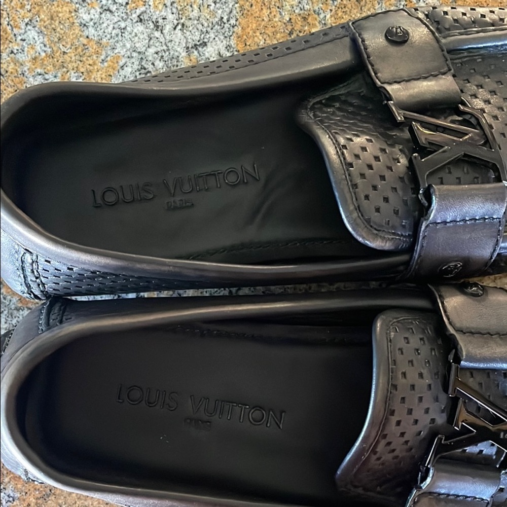 Louis Vuitton Black Slip-On Loafers with Textured Finish - Picture 2 of 7